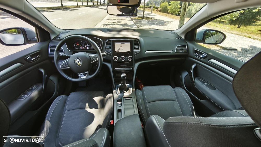 Renault Mégane Sport Tourer 1.5 Blue dCi Business — fotografia 19