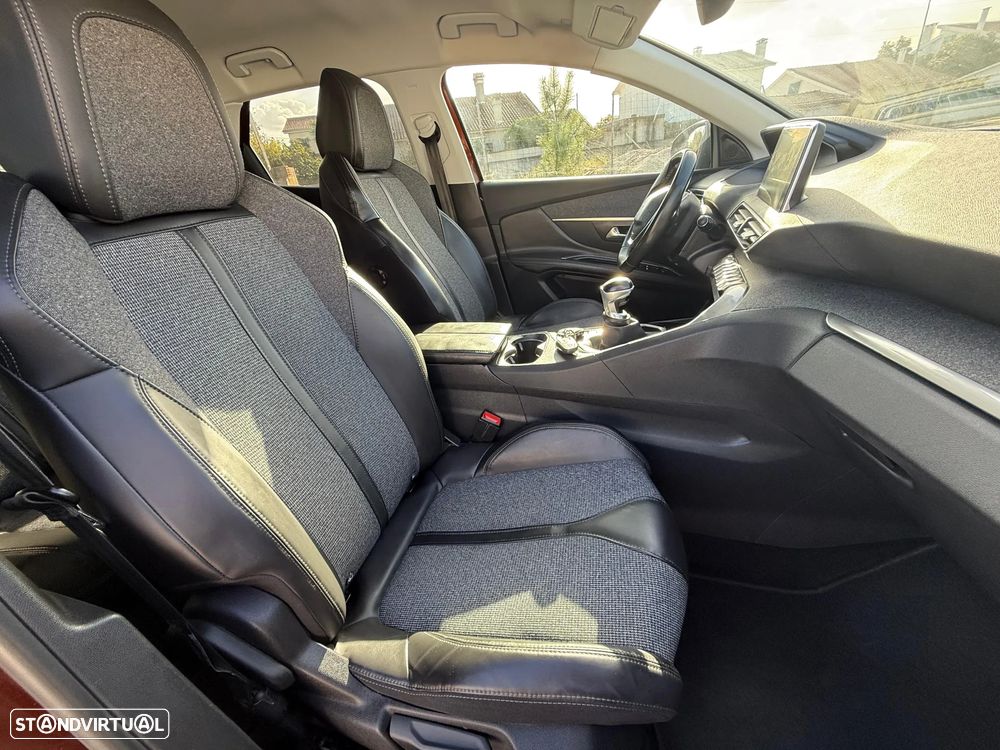 Peugeot 3008 1.2 PureTech Allure - 7