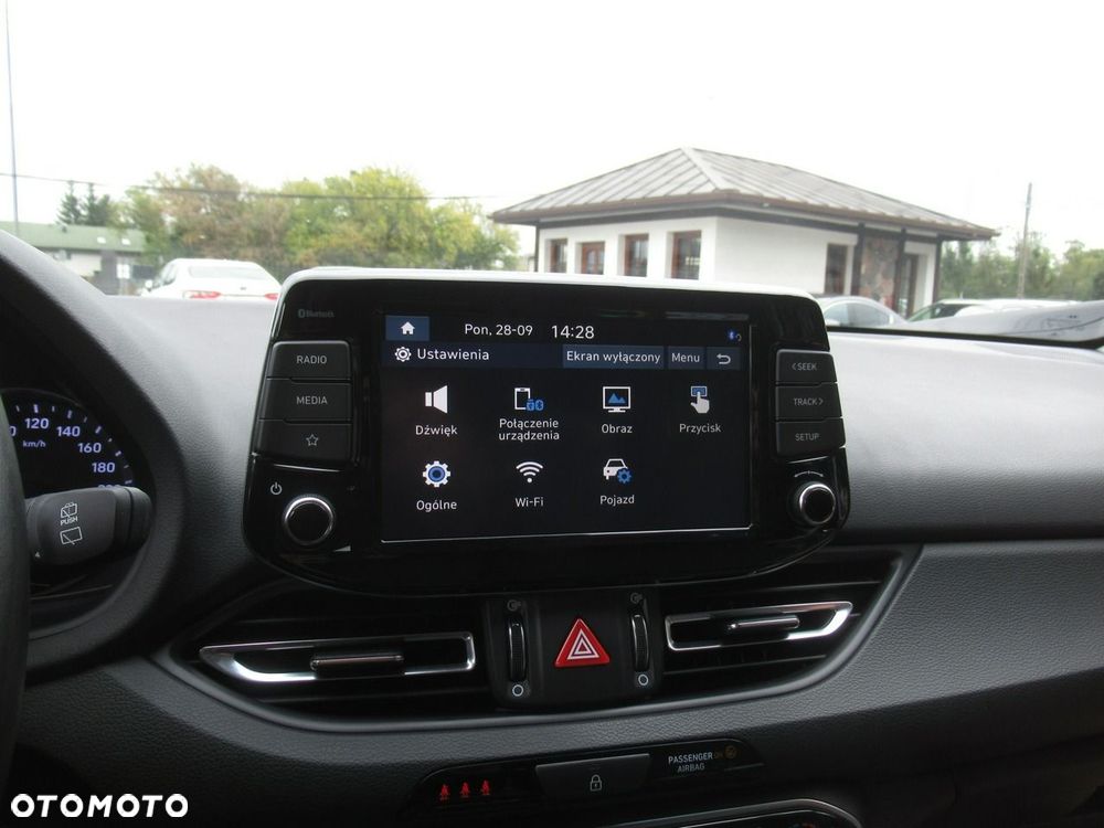 Hyundai i30 1.5 T-GDI 48V Smart - 23