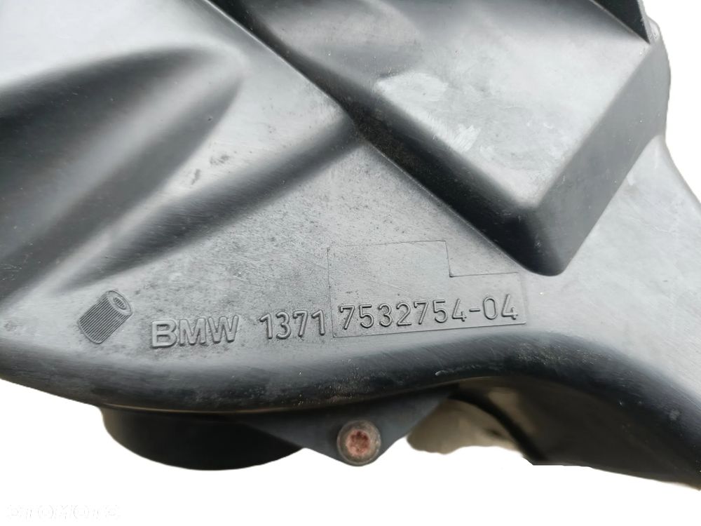 BMW E90 05-12 2,0 B obudowa filtra powietrza 7536594 * - 7
