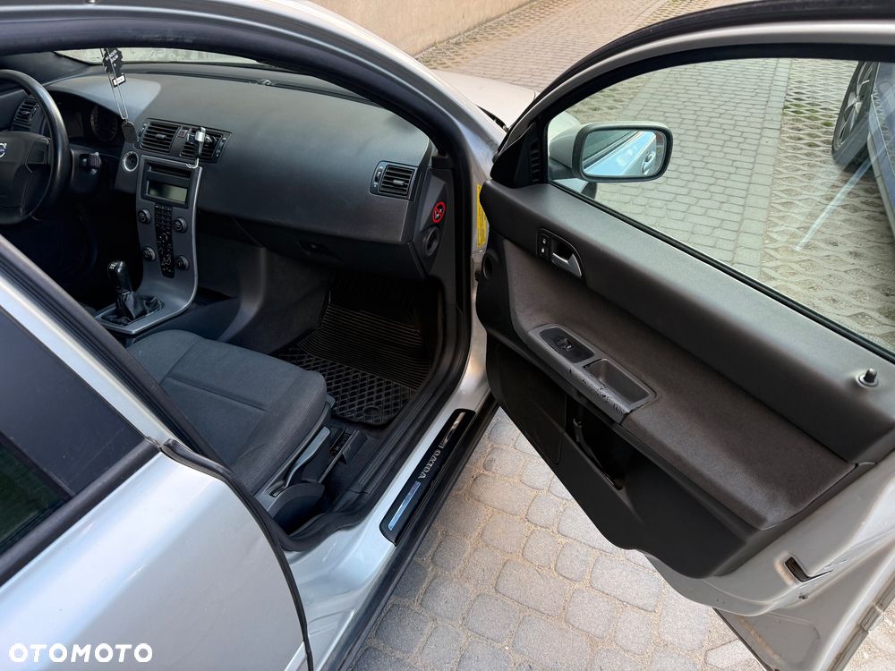 Volvo S40 1.6D Momentum - 5