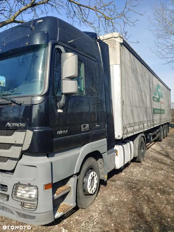 Mercedes-Benz ACTROS - 4