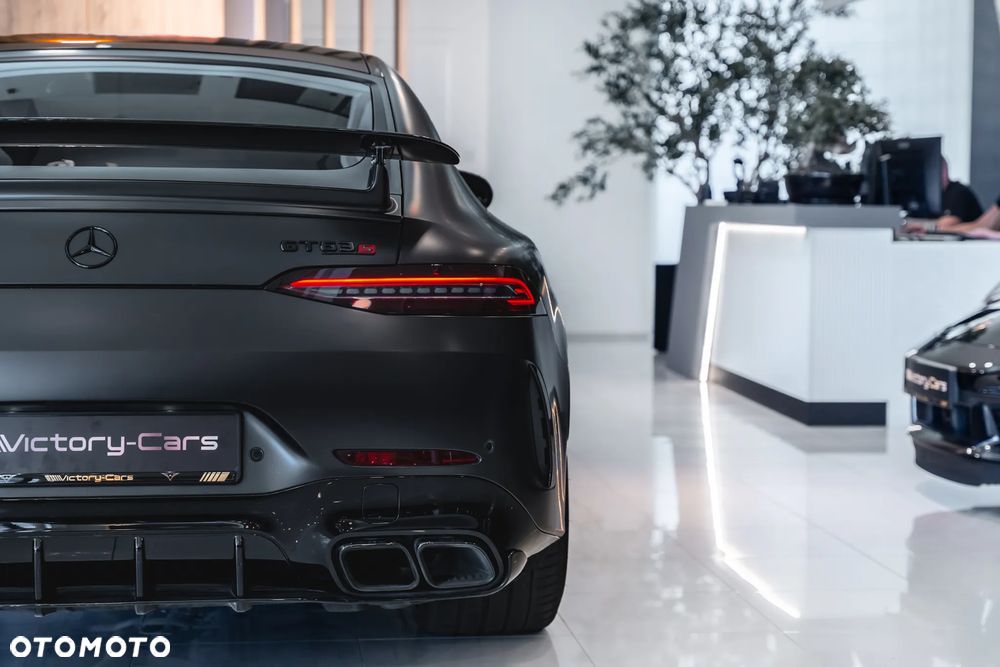 Mercedes-Benz AMG GT - 10