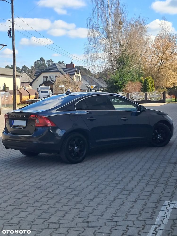 Volvo S60 D3 Summum - 25