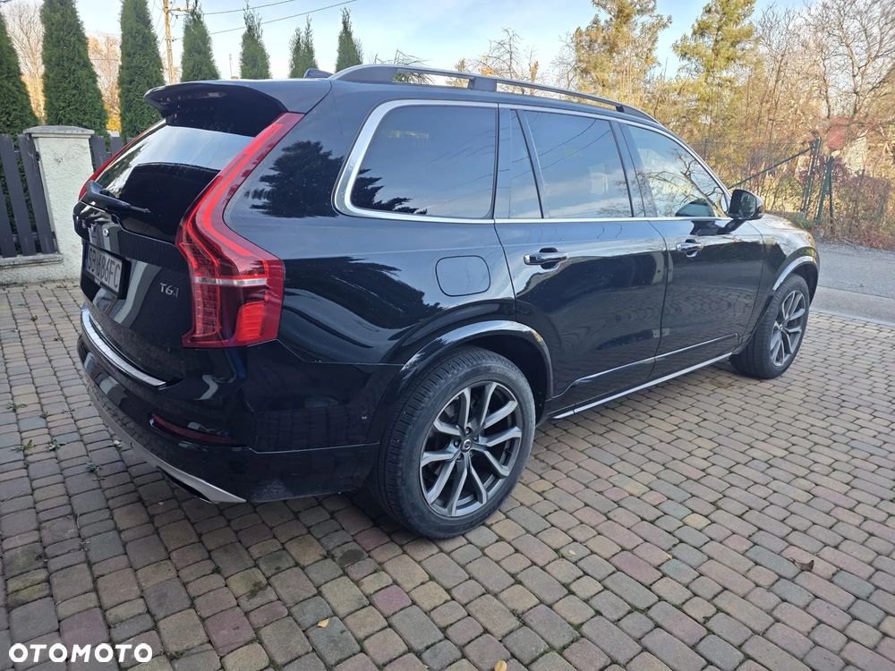 Volvo XC 90 - 3