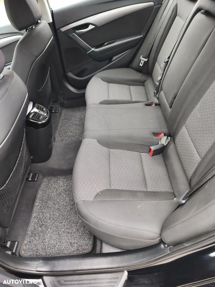 Hyundai i40 i40cw 1.7 CRDi blue Style - 12