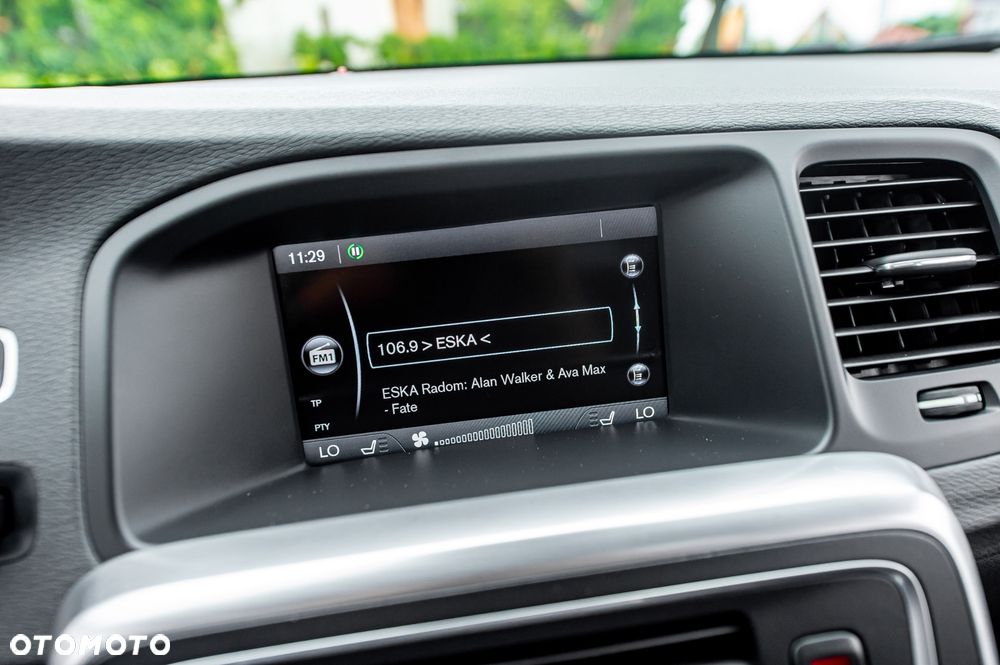 Volvo V60 T3 Geartronic Powershift RDesign - 24