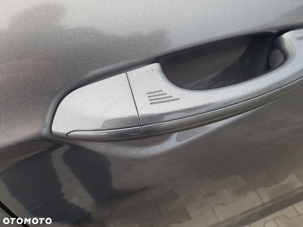 Ford Mondeo 2.0 TDCi Titanium - 14