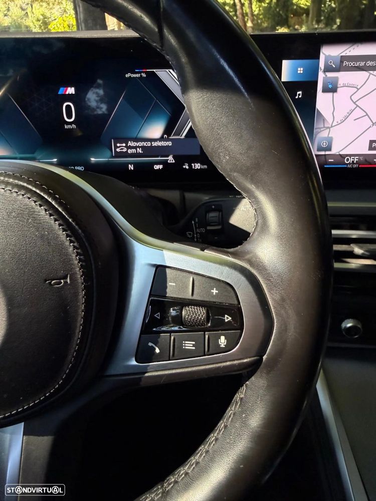 BMW i4 eDrive40 Desportiva M - 24