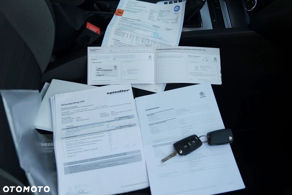 Skoda Octavia 2.0 TDI DSG Exclusive - 37