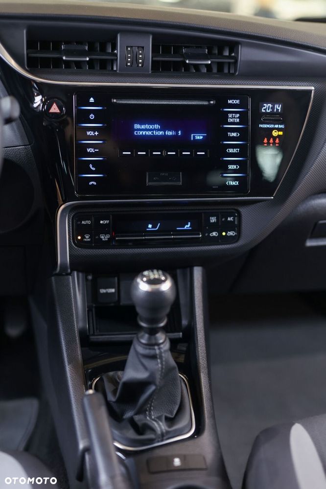 Toyota Auris - 38