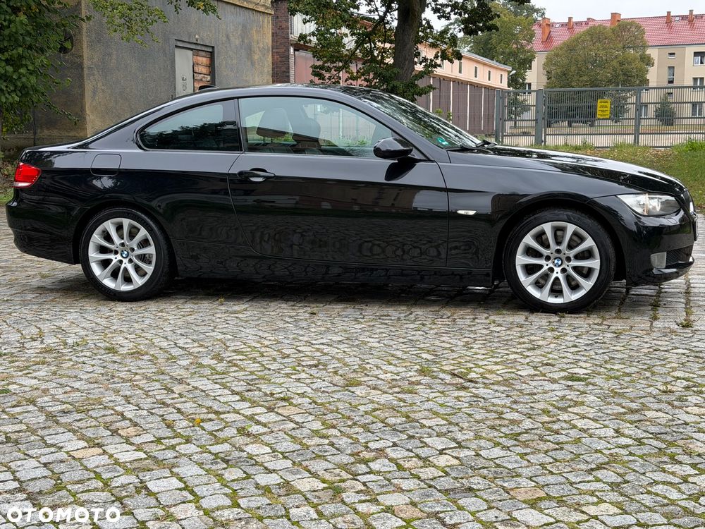 BMW Seria 3 330d - 10