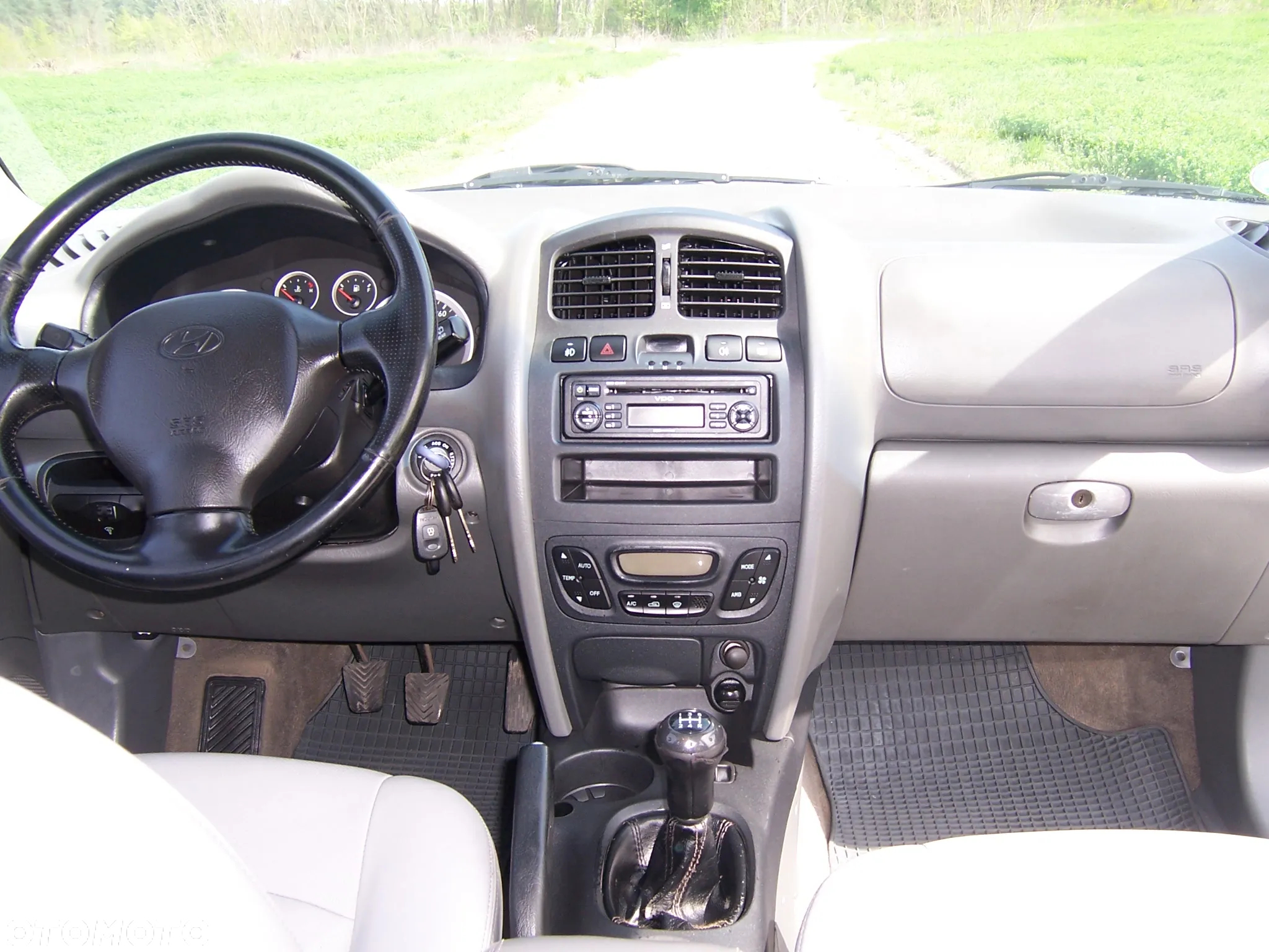 Hyundai Santa Fe 2.4 GLS 2WD - 15