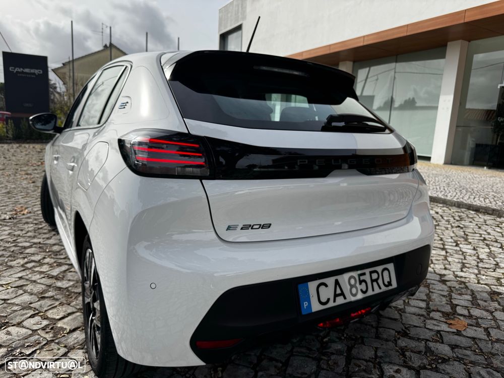 Peugeot e-208 Active - 5