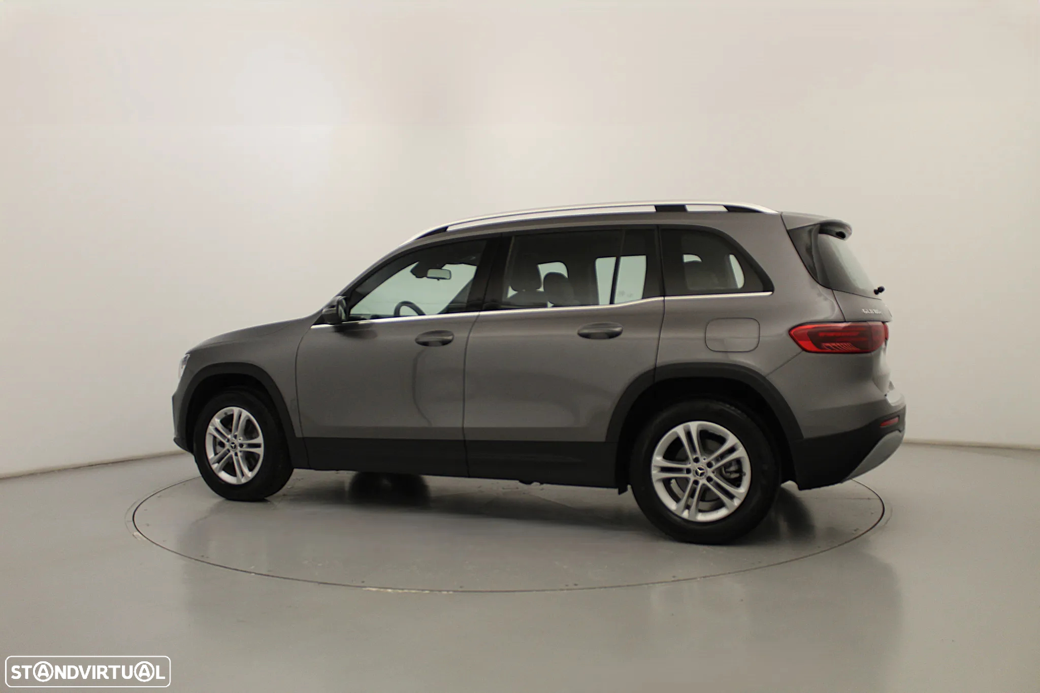 Mercedes-Benz GLB 180 d - 11
