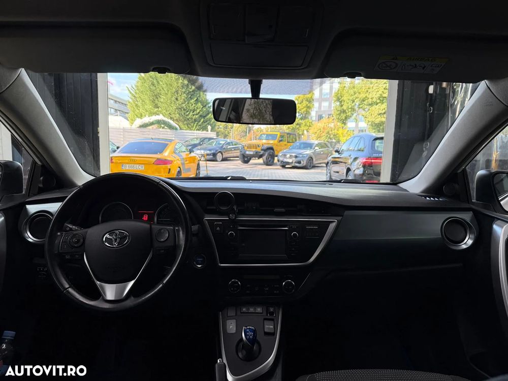 Toyota Auris - 21