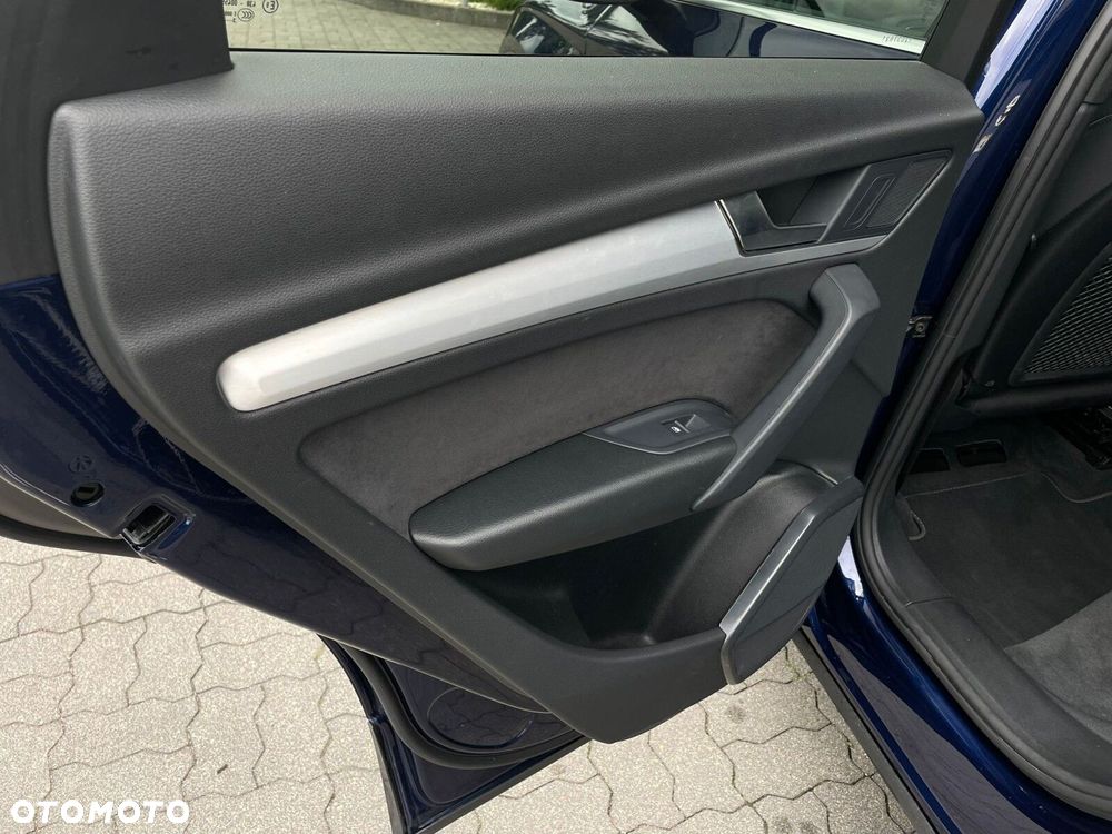 Audi Q5 Sportback - 11