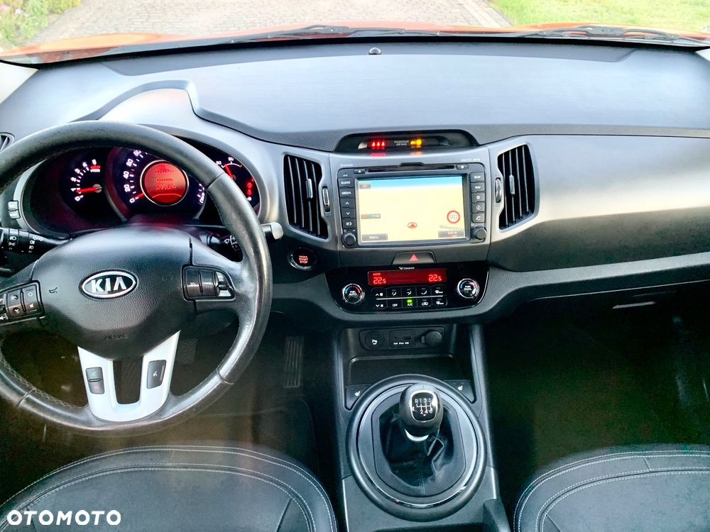 Kia Sportage 2.0 CRDI 4WD Dream-Team Edition - 10
