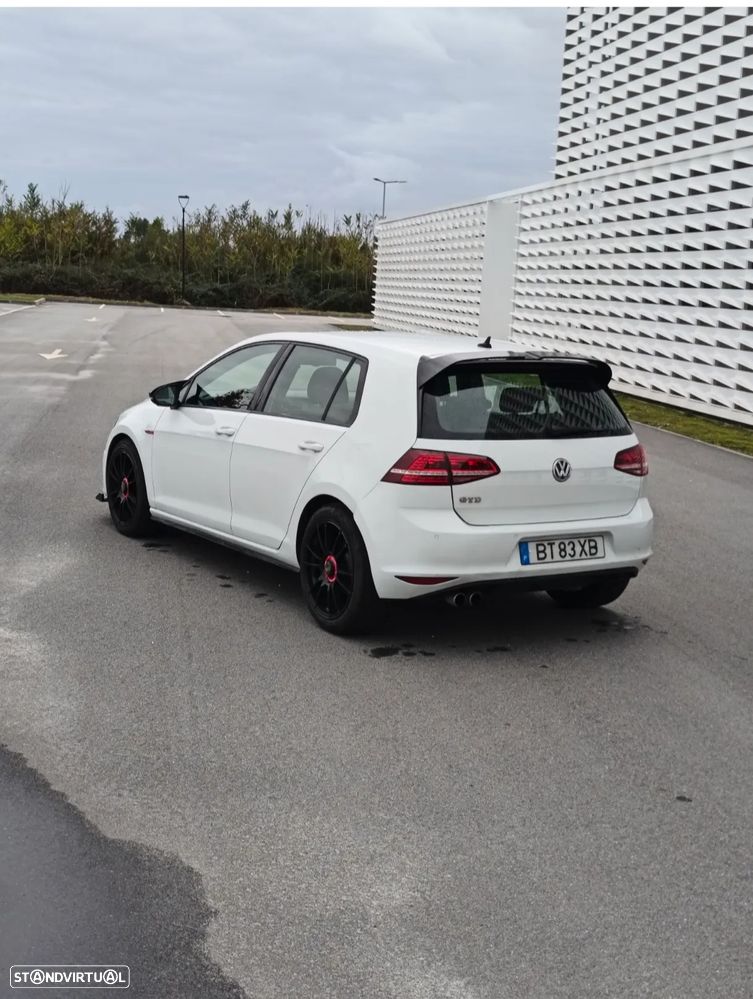 VW Golf 2.0 TDI GTD - 5