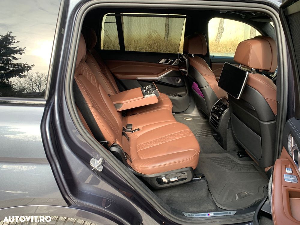 BMW X7 M50d - 9