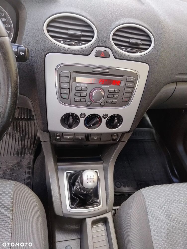 Ford Focus 1.6 TDCi Titanium - 10