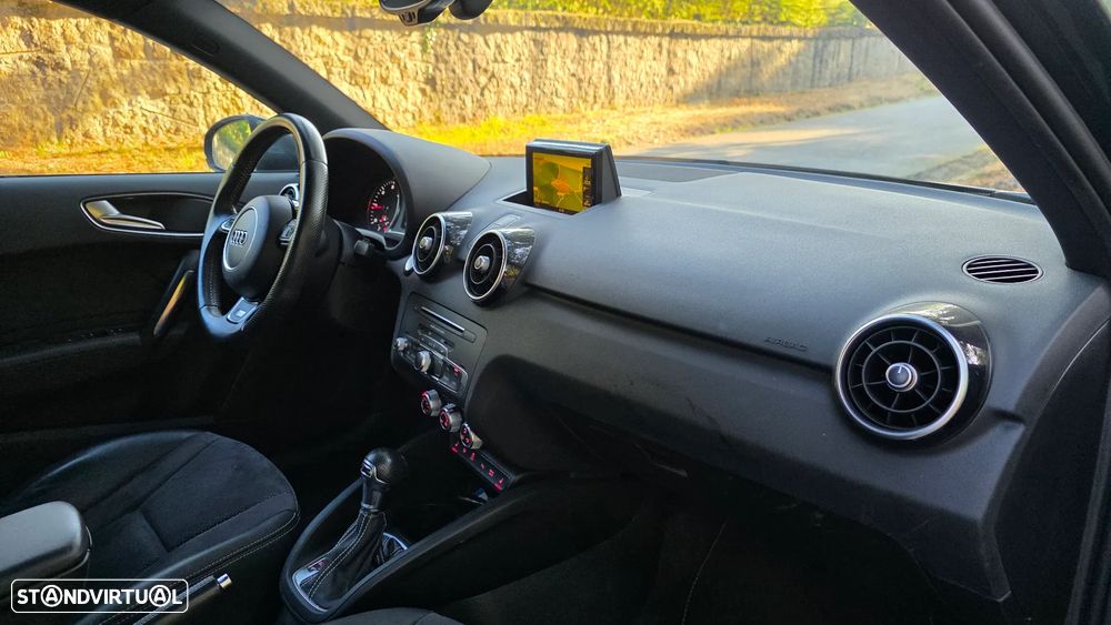 Audi A1 Sportback 1.6 TDI S-line S tronic - 15