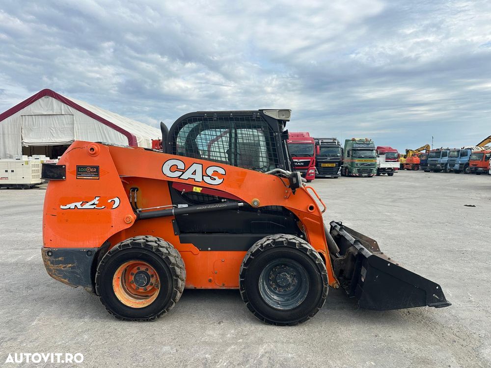 Case SR 250 Loader - 3