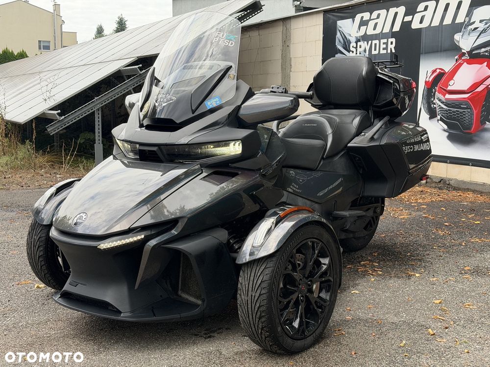 Can-Am Spyder - 4