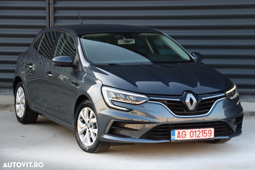 Renault Megane TCe 140 GPF LIMITED - 13