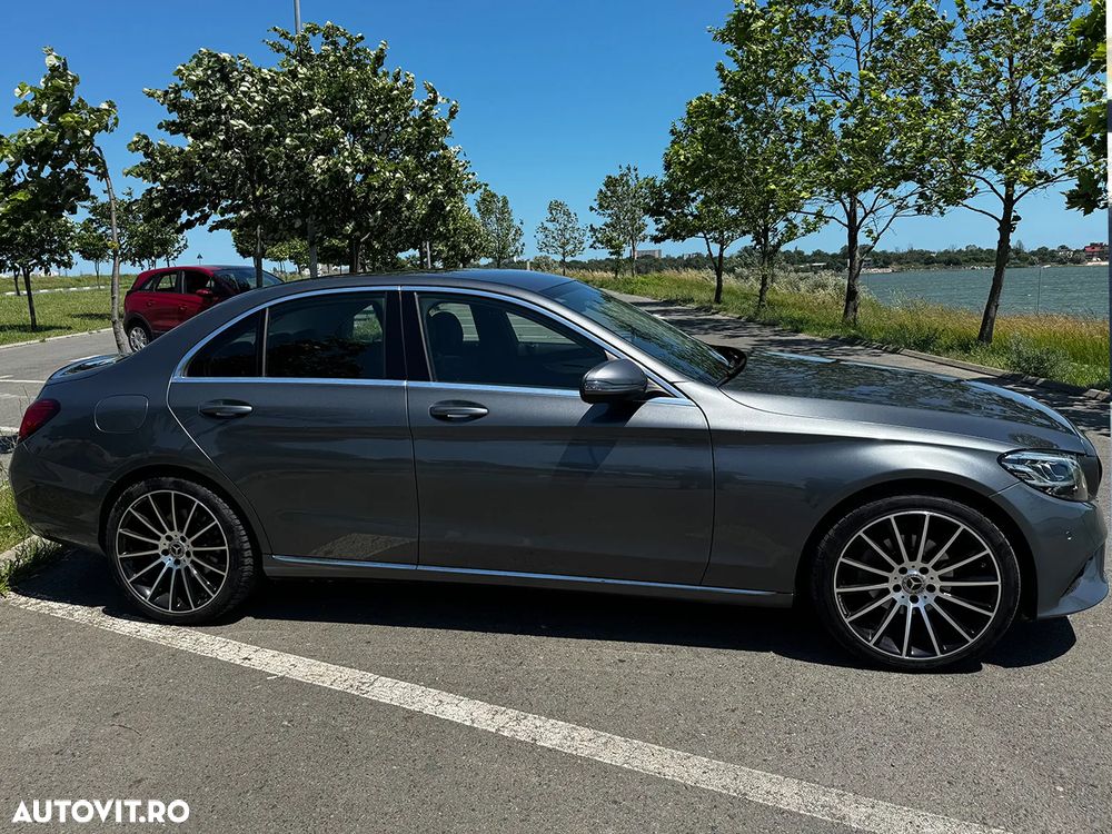 Mercedes-Benz C - 6