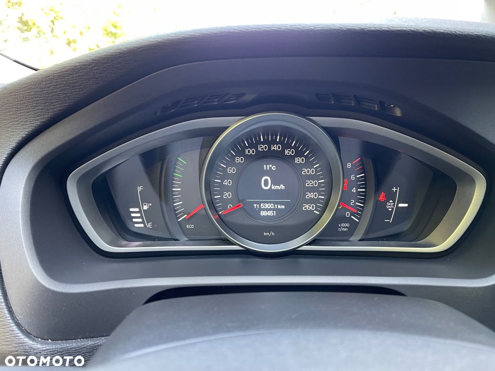 Volvo V40 T2 Ocean Race - 22