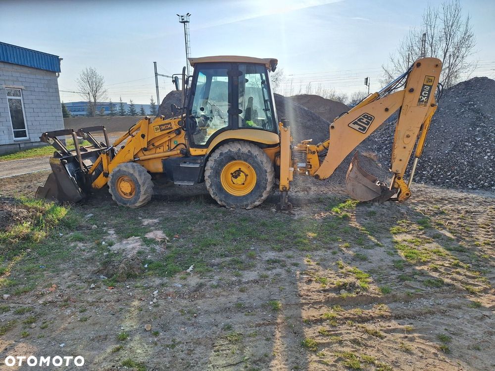 JCB 3Cx 4X4 - 7