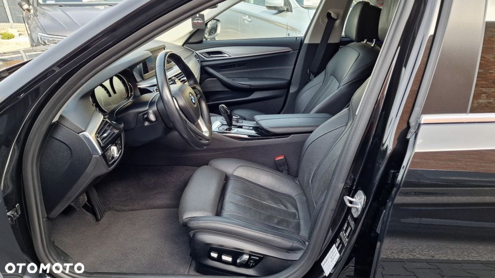 BMW Seria 5 530d Sport Line - 20