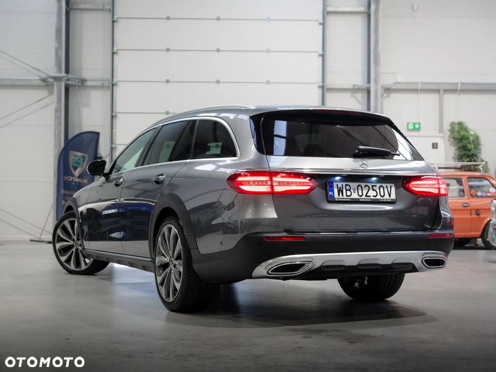 Mercedes-Benz Klasa E 220 d 4-Matic All-Terrain - 7