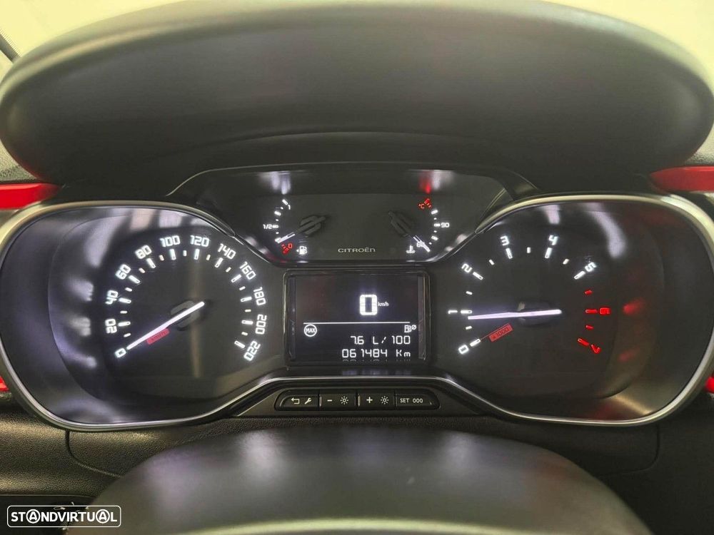 Citroën C3 1.2 PureTech Shine - 23