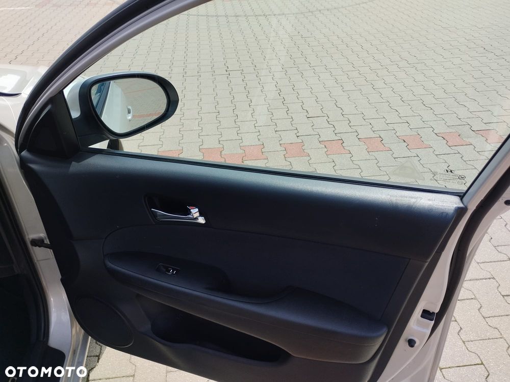 Hyundai i30 1.6 CRDi Comfort - 17