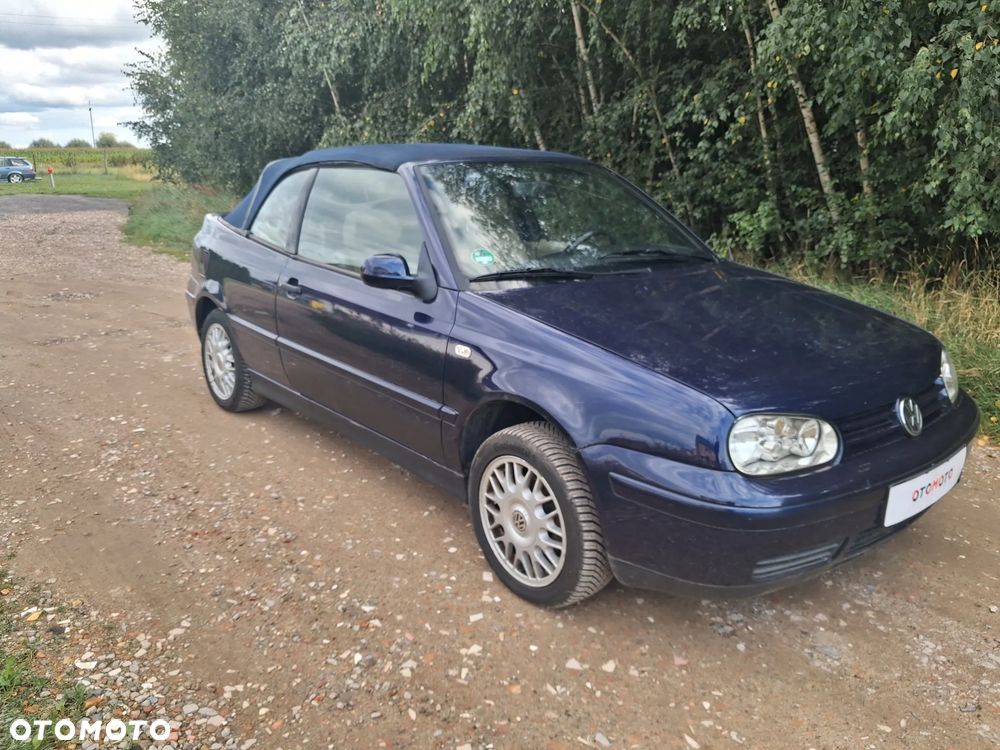 Volkswagen Golf Cabrio 2.0 - 16