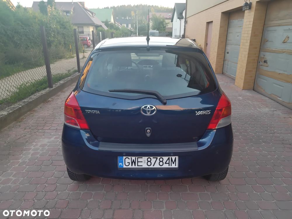 Toyota Yaris 1.0 VVT-i Cool - 6