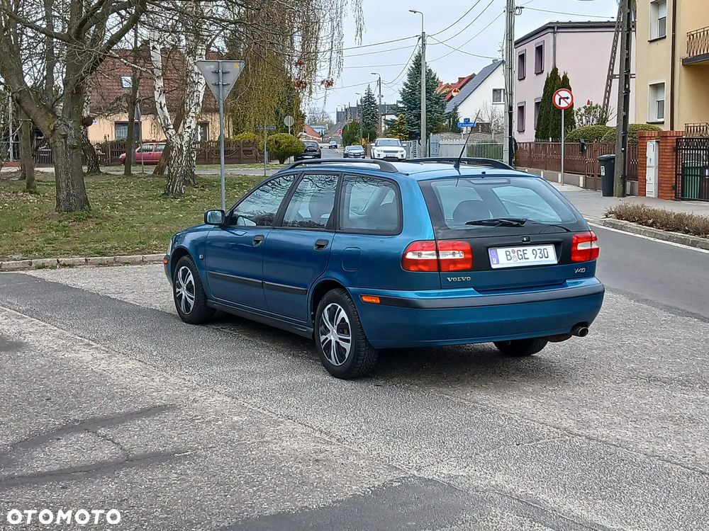 Volvo V40 - 4