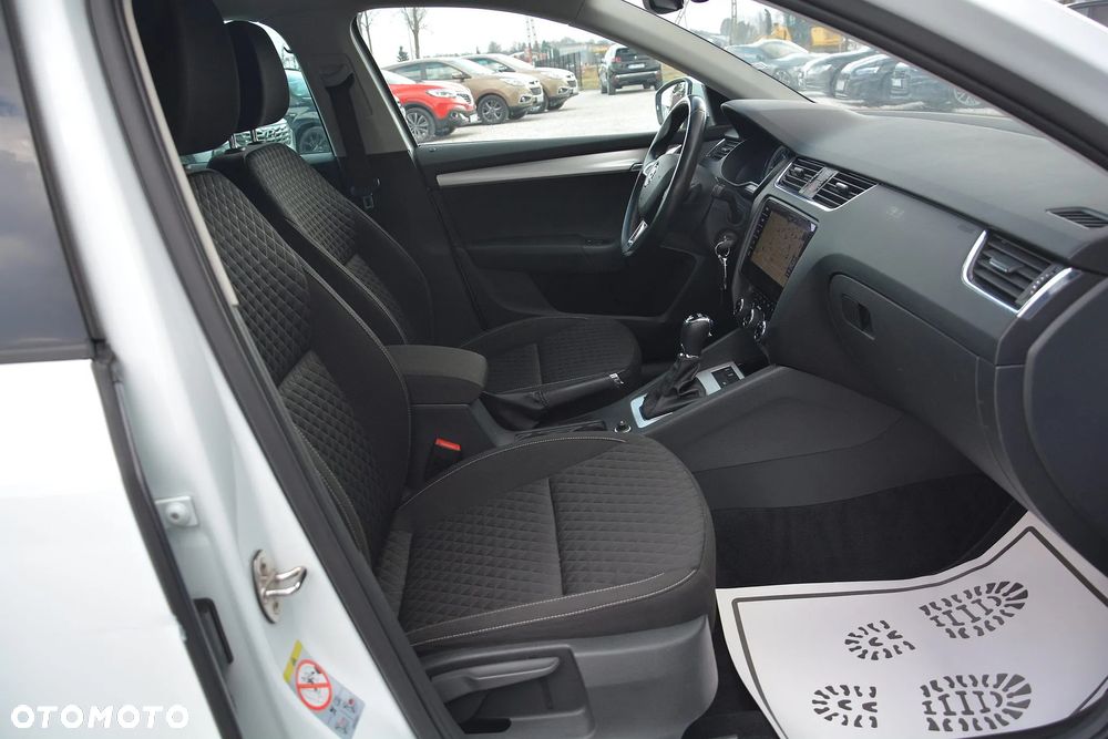 Skoda Octavia 2.0 TDI 4x4 DSG Ambition - 17