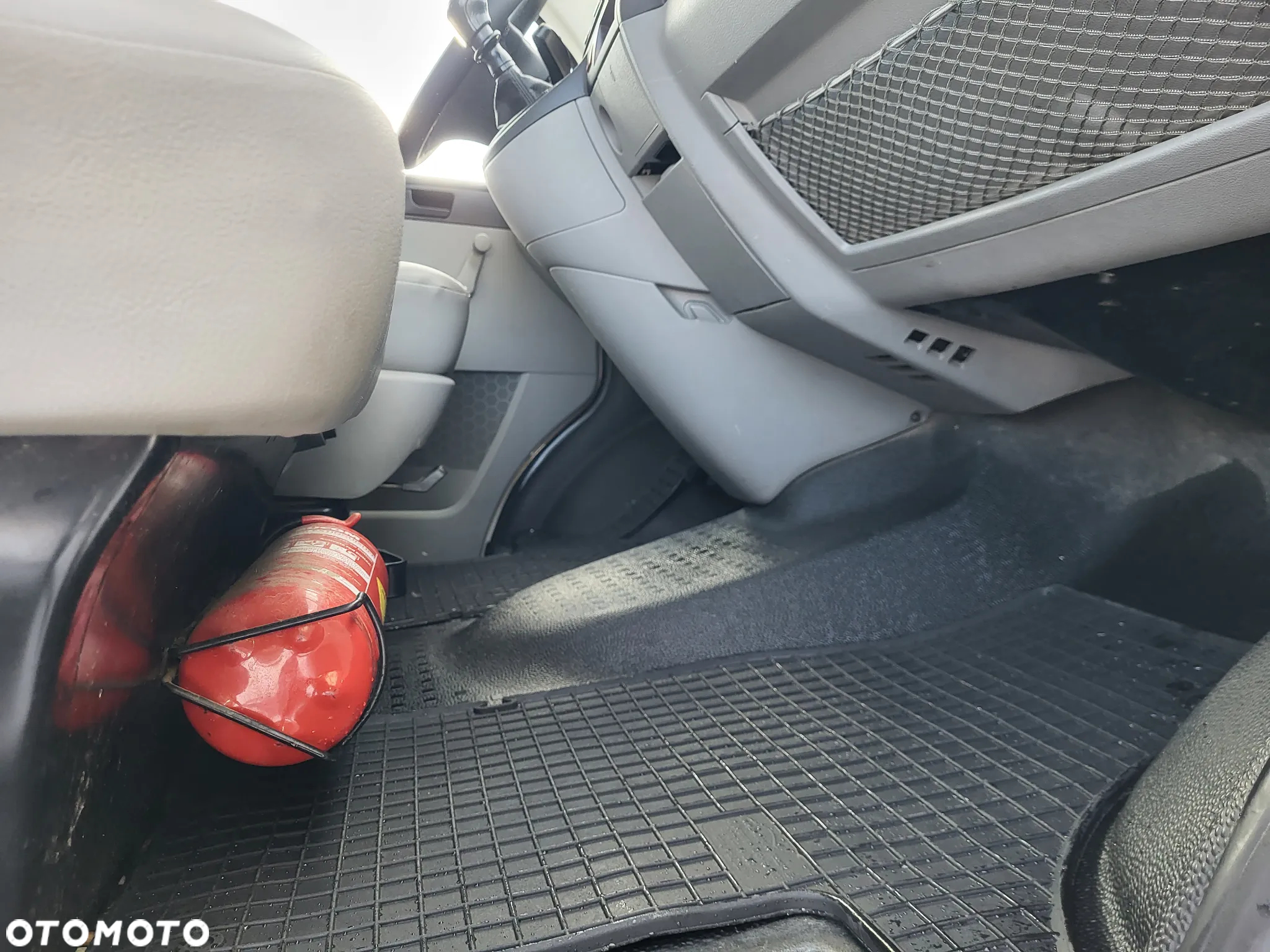 Volkswagen Transporter t5 lift doka super stan klima tablica świetlna - 18