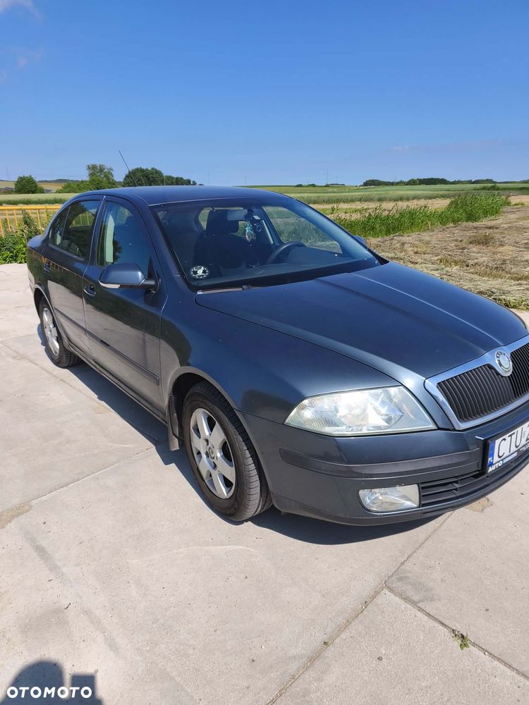 Skoda Octavia 2.0 FSI Ambiente - 2