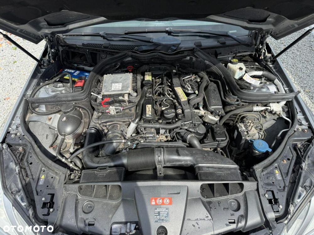 Mercedes-Benz Klasa E 220 CDI DPF BlueEFFICIENCY Avantgarde - 9