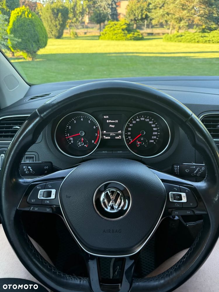 Volkswagen Polo - 15