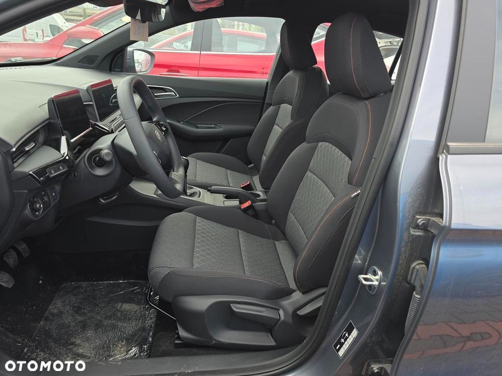 MG MG3 1.5 Excite - 10