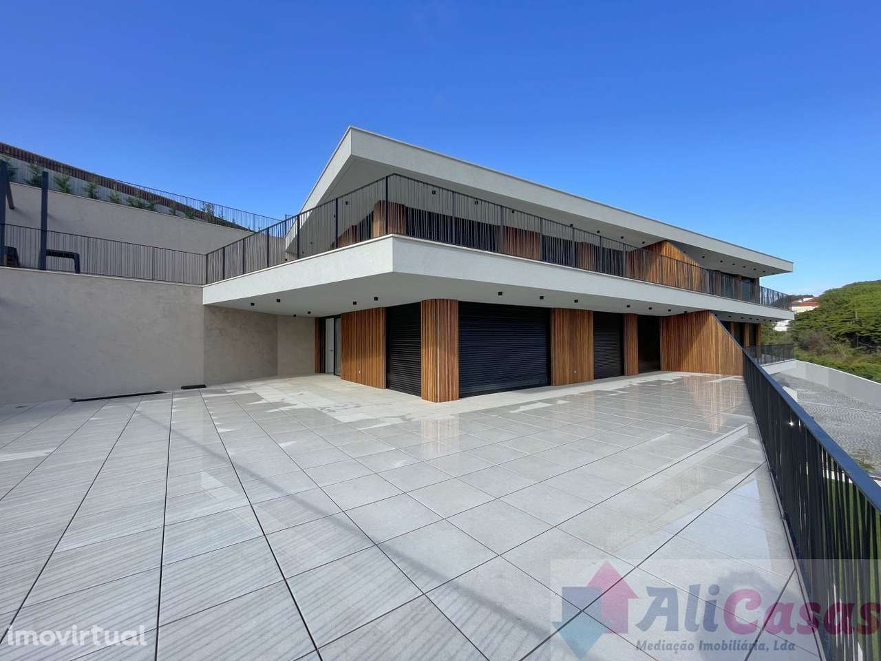 Excelente T3 C/terraço e Jacuzzi Privado- Vista para a Baía - Grande imagem: 2/30