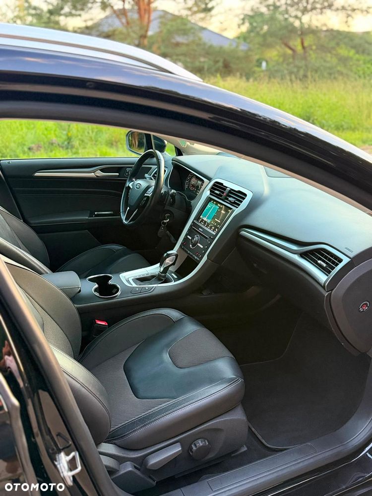 Ford Mondeo 2.0 TDCi PowerShift-Aut Allrad Titanium - 13