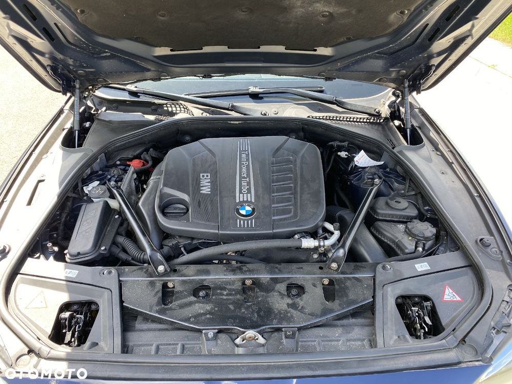 BMW Seria 5 530d xDrive Luxury Line - 39