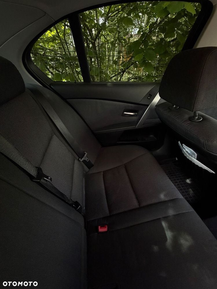 BMW Seria 5 - 10