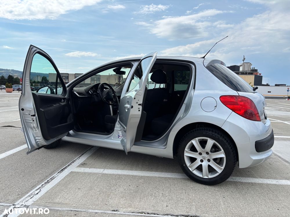 Peugeot 207 - 4